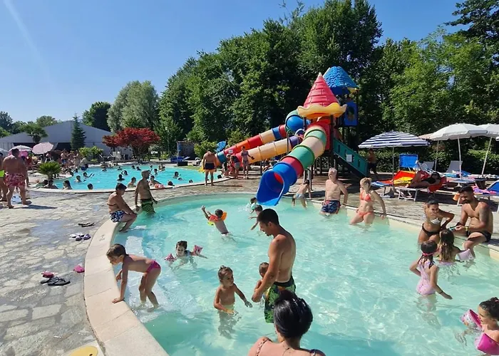 La Di Mr Max Camping